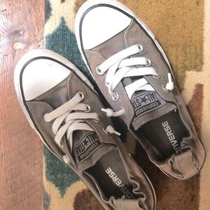 Scrunchy back Converse size 8